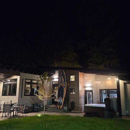 Luxe Lake Cabin Hot Tub Grill Firepit Ev Charger Onalaska Exterior foto